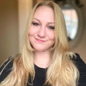 Meet your Posher, Nicolette